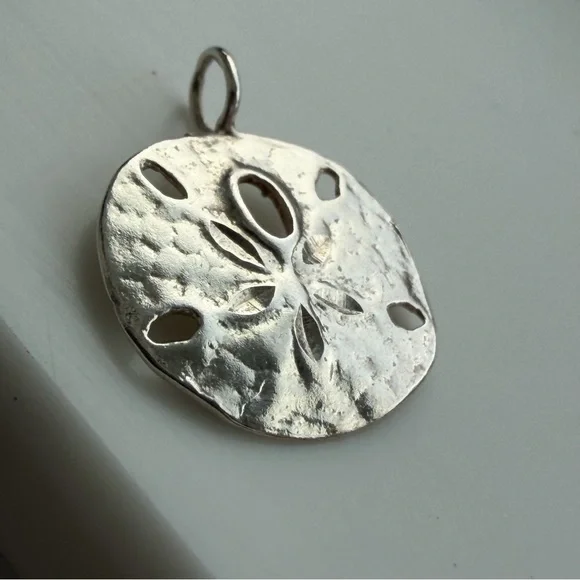 925 Sterling Silver Sand Dollar Small Dainty Charm Pendant - Picture 8 of 9